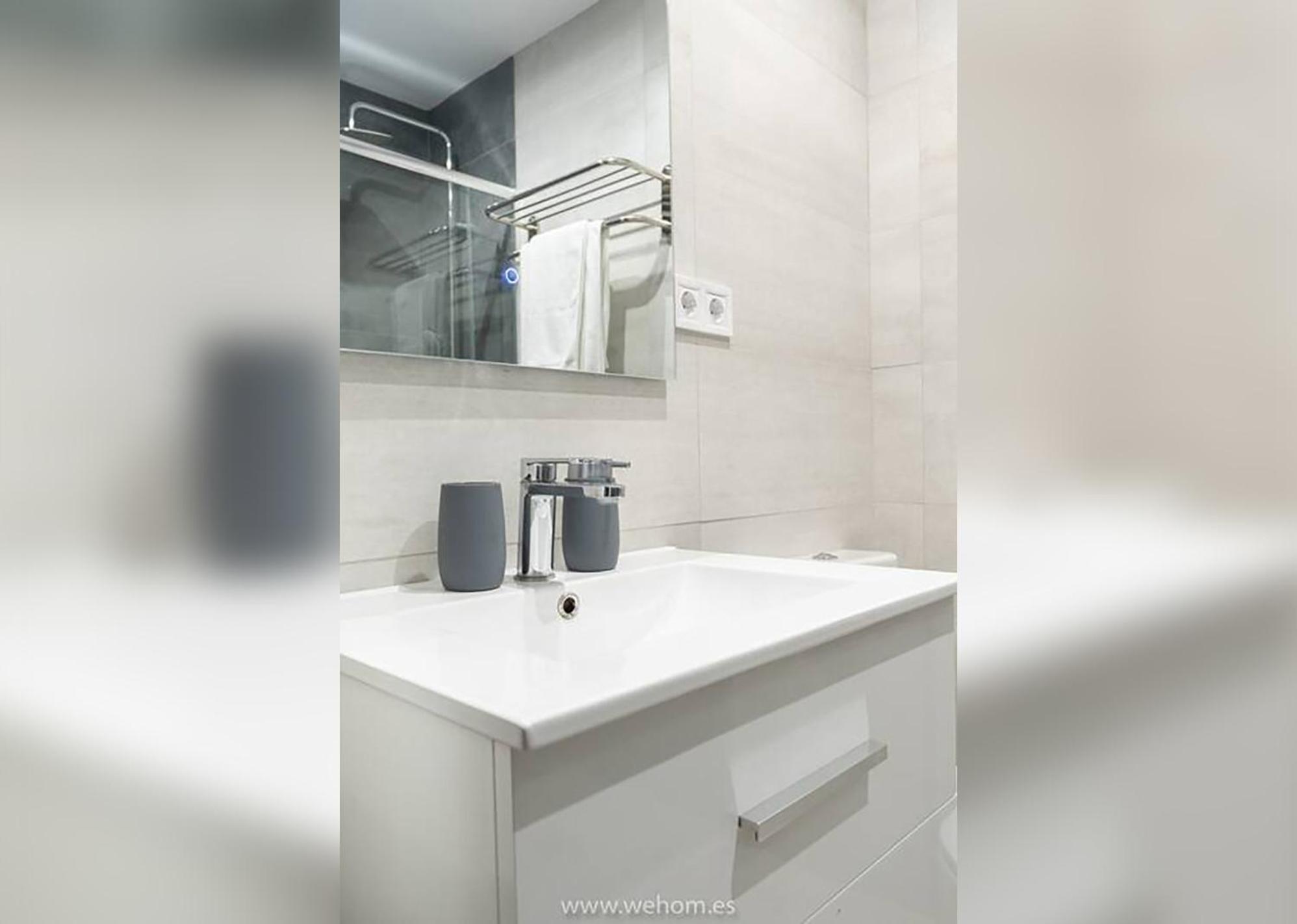Moderno Y Comodo Apartamento En Calle Vargas サンタンデール エクステリア 写真