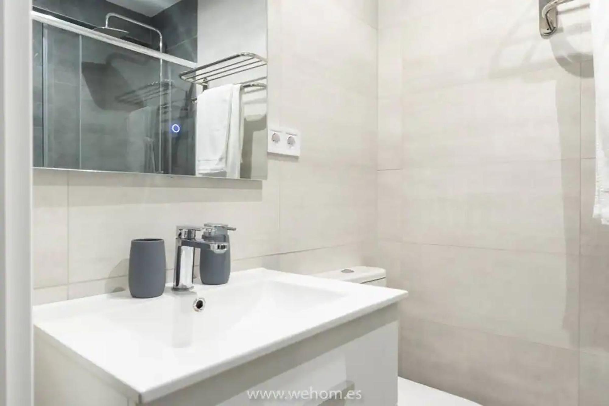 Moderno Y Comodo Apartamento En Calle Vargas サンタンデール エクステリア 写真